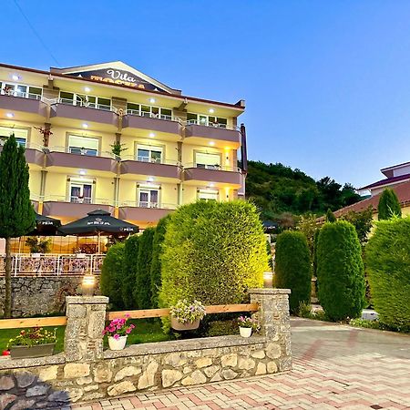 Hotel Vila Toska Piskupat Eksteriør bilde