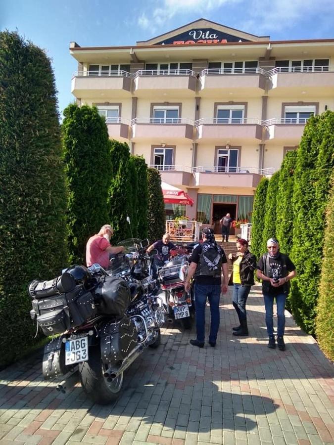 Hotel Vila Toska Piskupat Eksteriør bilde