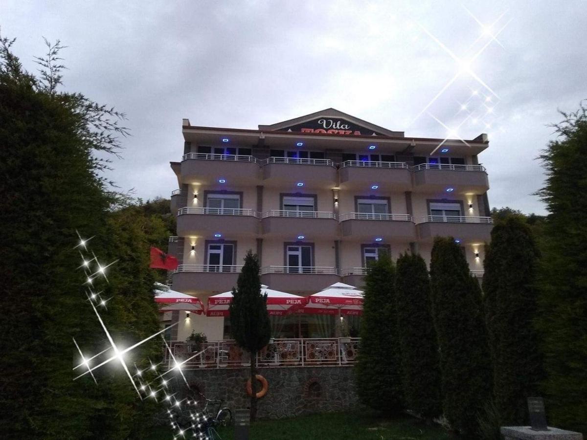 Hotel Vila Toska Piskupat Eksteriør bilde