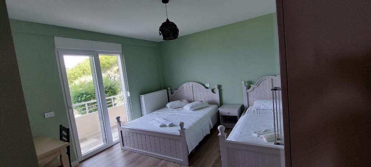 Hotel Vila Toska Piskupat Eksteriør bilde