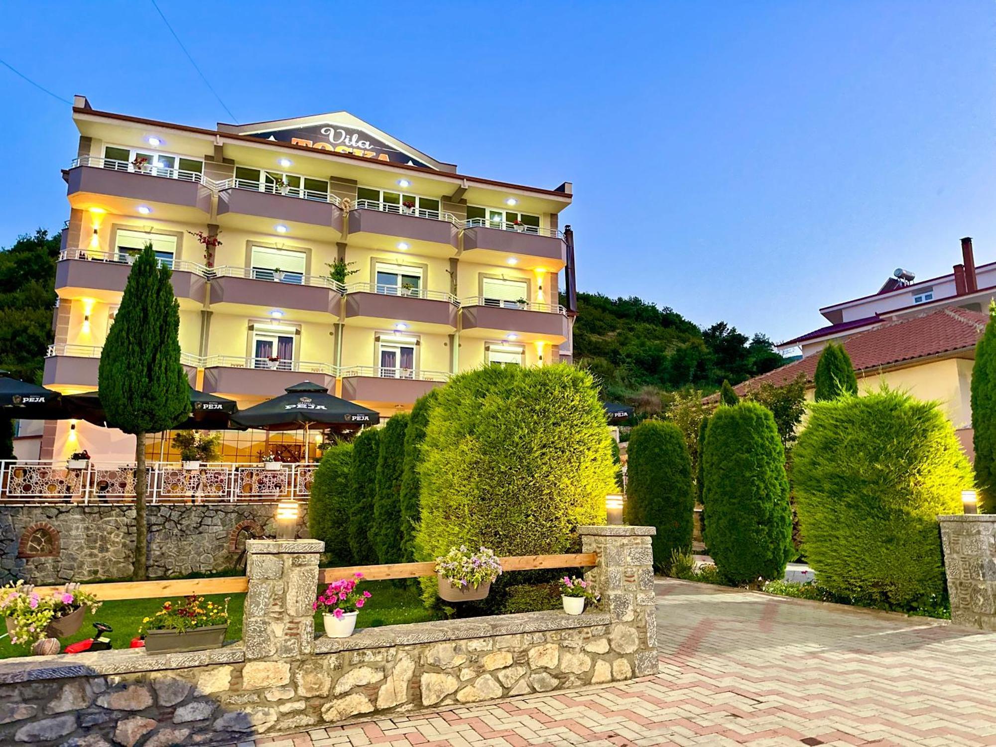 Hotel Vila Toska Piskupat Eksteriør bilde